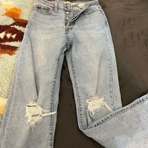 Women’s levis Jean size 26